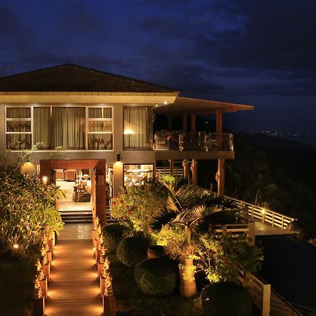 The Oriental Luxury Suites Alfonso Exteriér fotografie