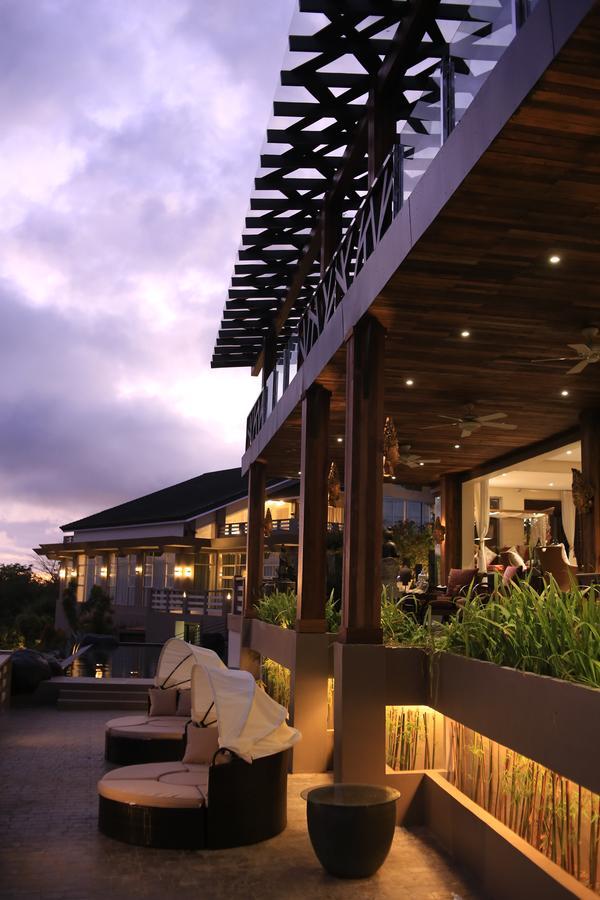 The Oriental Luxury Suites Alfonso Exteriér fotografie